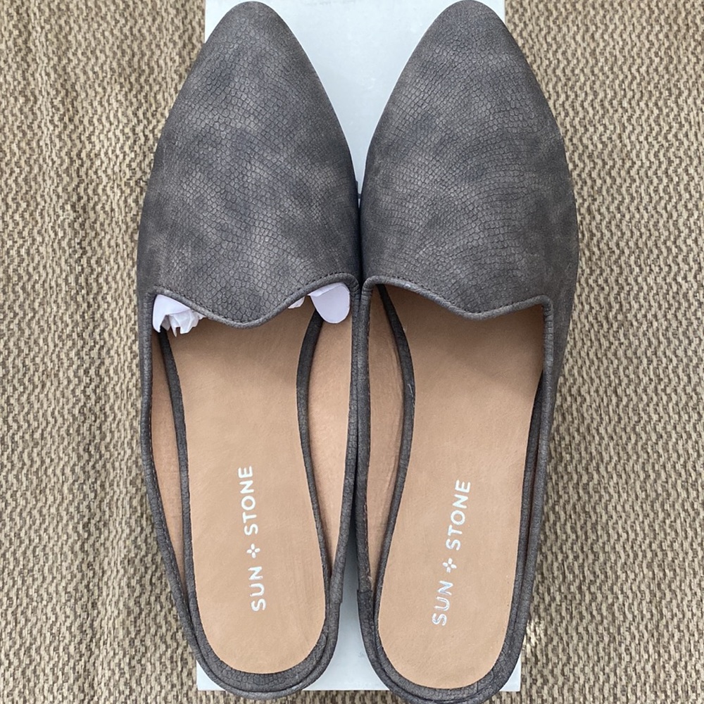 Gray Lizard Sun & Stone Mule